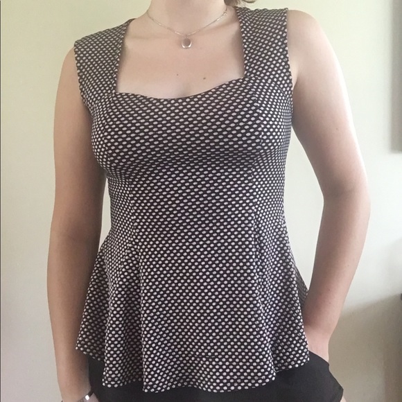 Forever 21 Fanned Pink and Black Dotted Shirt - Picture 2 of 7